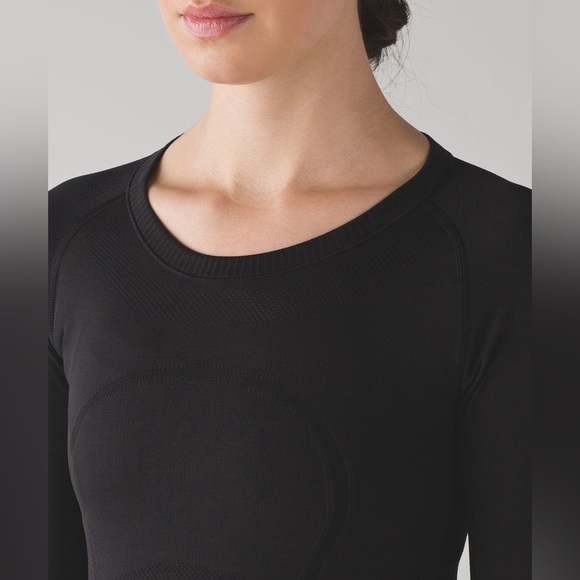 Lululemon Swiftly Tech Long Sleeve Crew size 6
White / Black - Picture 4 of 12